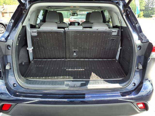 used 2022 Toyota Highlander car, priced at $36,000
