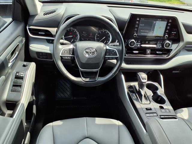 used 2022 Toyota Highlander car, priced at $36,000