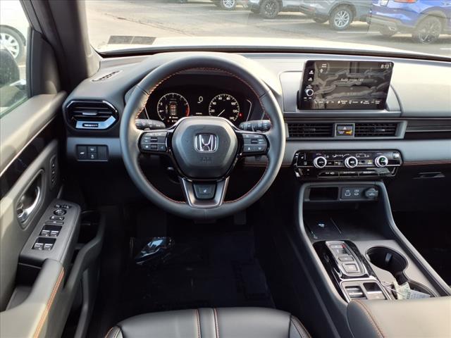 new 2025 Honda Pilot car, priced at $51,635