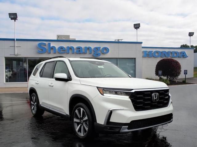 new 2025 Honda Pilot car, priced at $51,550