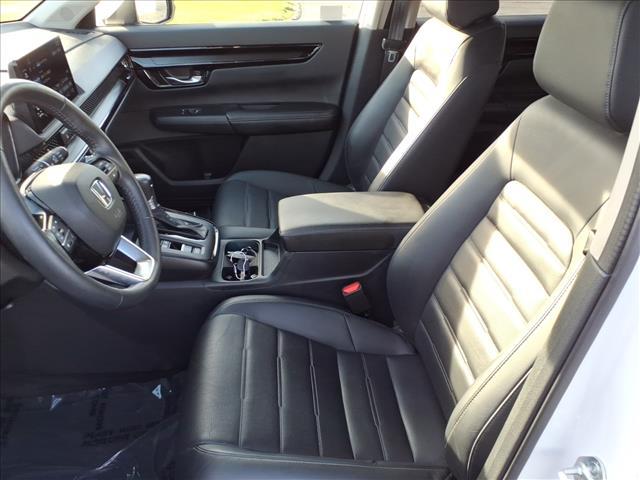used 2023 Honda CR-V car, priced at $32,000