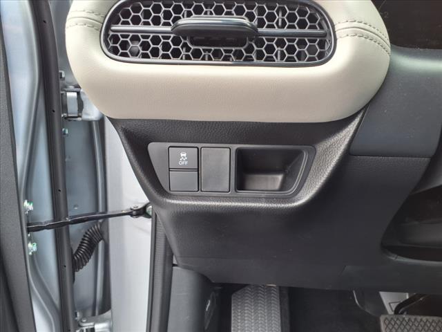 new 2025 Honda HR-V car, priced at $28,295