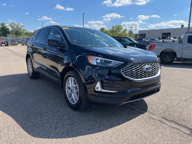 used 2024 Ford Edge car, priced at $29,382