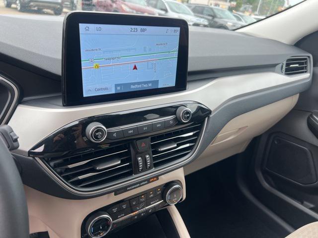 used 2022 Ford Escape car, priced at $23,521