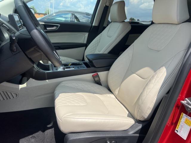 used 2024 Ford Edge car, priced at $35,335