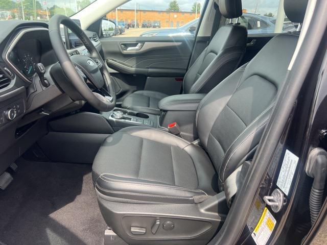 used 2022 Ford Escape car, priced at $23,997