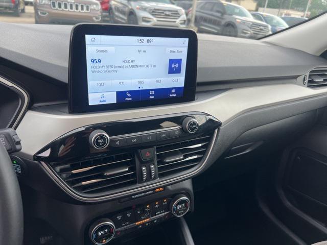 used 2021 Ford Escape car, priced at $21,166