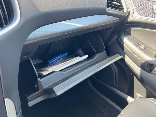 used 2024 Ford Edge car, priced at $25,548