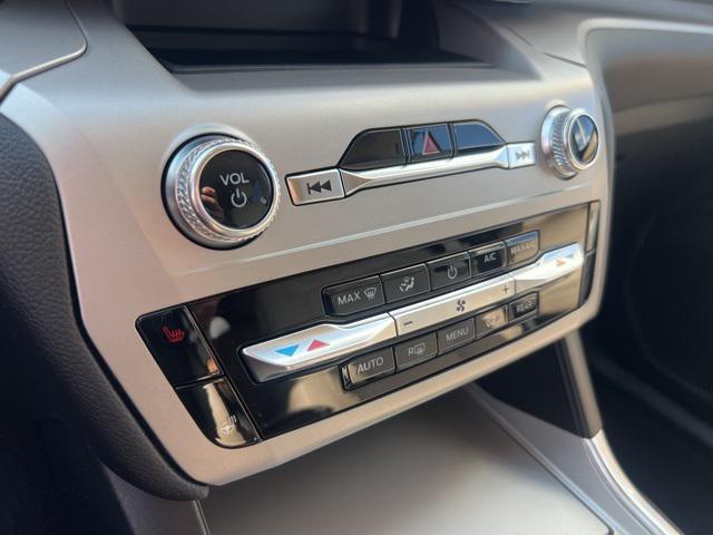 used 2023 Ford Explorer car, priced at $28,844