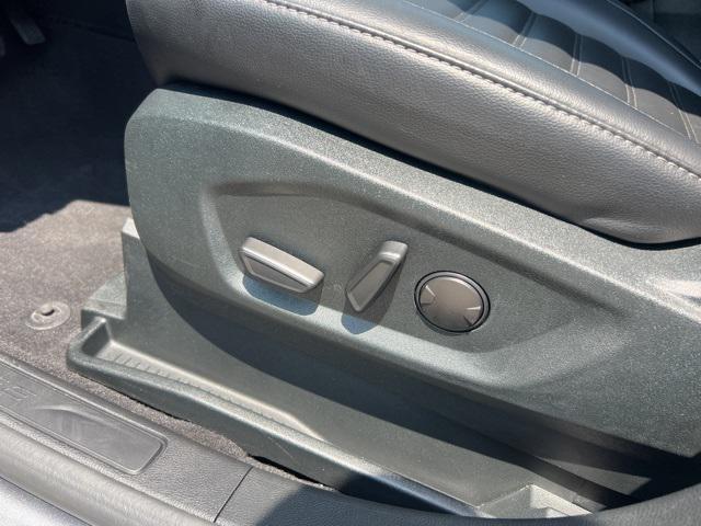 used 2022 Ford Edge car, priced at $27,434