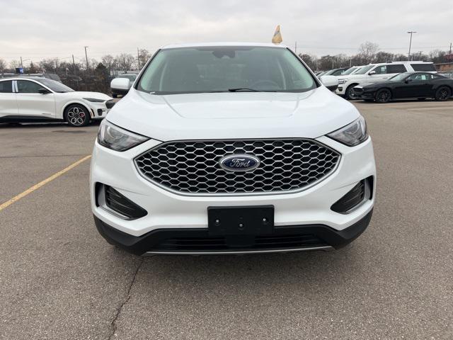 used 2024 Ford Edge car, priced at $30,500