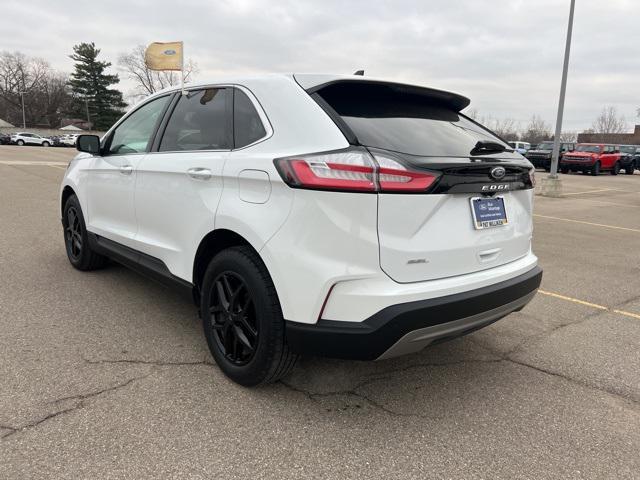 used 2024 Ford Edge car, priced at $30,500