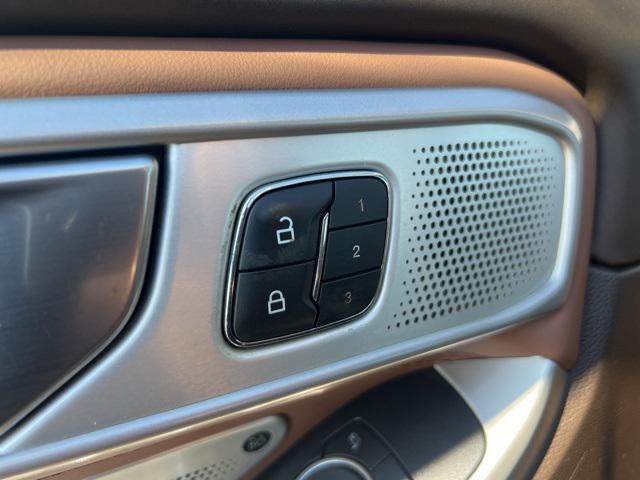 used 2021 Ford Explorer car, priced at $29,364