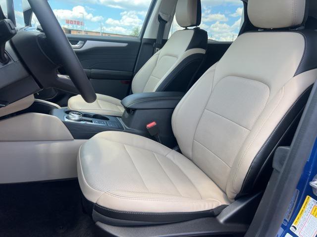 used 2022 Ford Escape car, priced at $25,285
