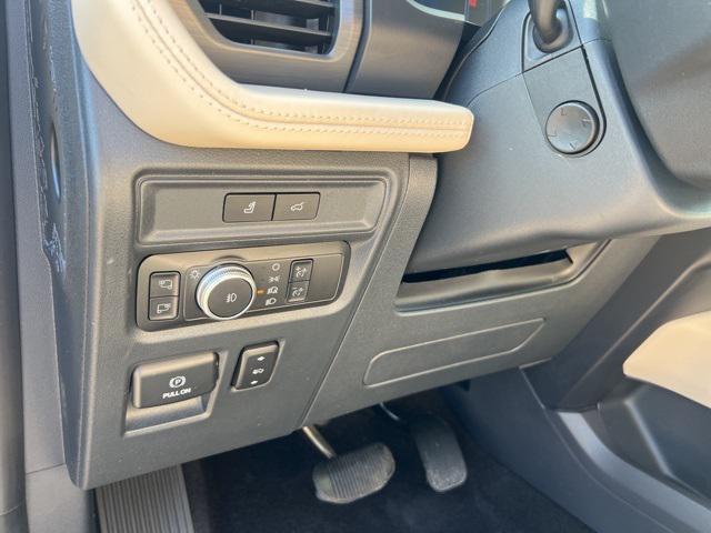 used 2022 Ford Expedition Max car, priced at $59,912