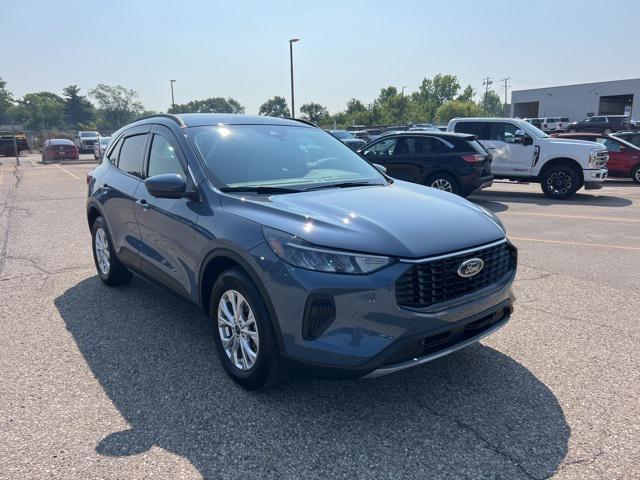 used 2023 Ford Escape car, priced at $24,324