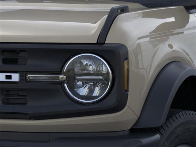 new 2025 Ford Bronco car, priced at $41,813