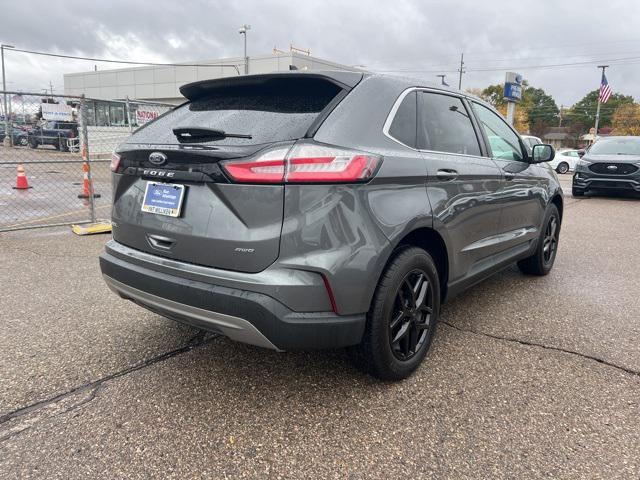 used 2024 Ford Edge car, priced at $28,322
