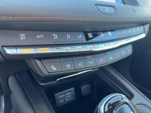 used 2020 Cadillac XT4 car, priced at $23,958