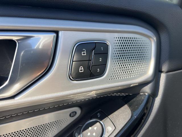 used 2022 Ford Explorer car, priced at $37,810
