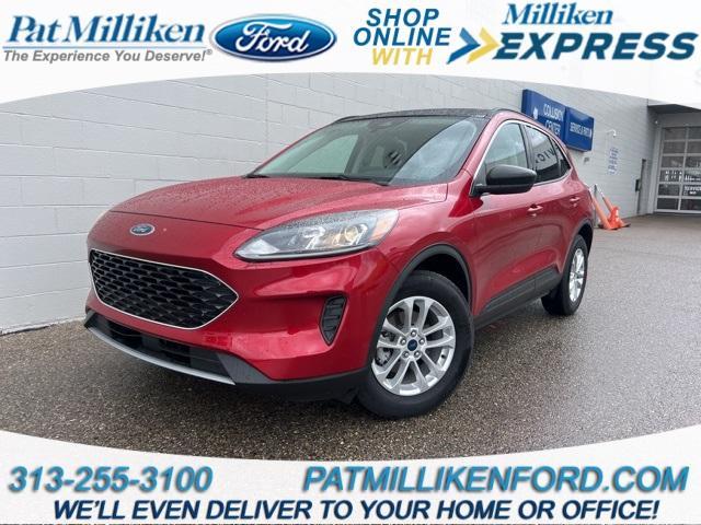 used 2022 Ford Escape car, priced at $25,516