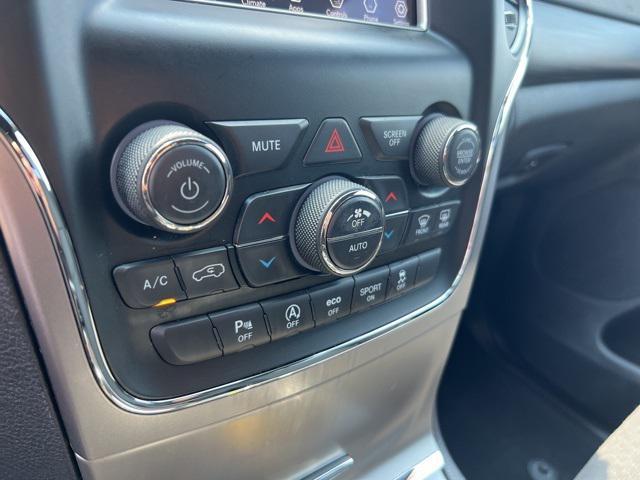 used 2020 Jeep Grand Cherokee car, priced at $20,211