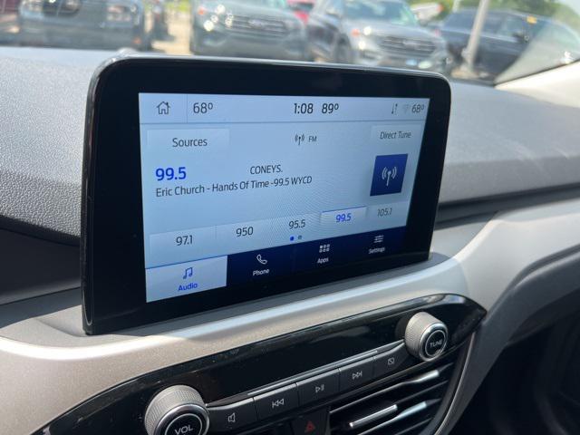 used 2022 Ford Escape car, priced at $21,292