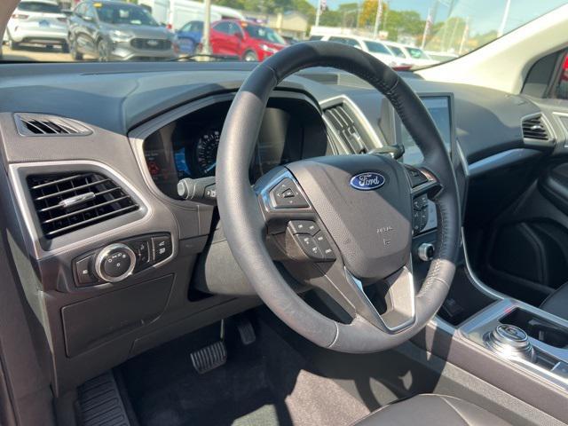used 2024 Ford Edge car, priced at $26,656