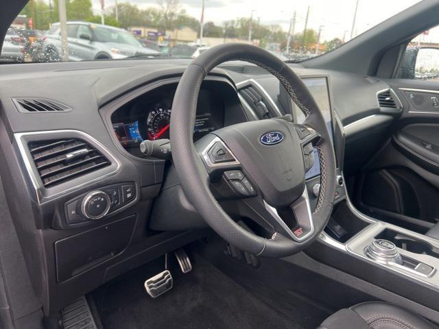 used 2022 Ford Edge car, priced at $35,450
