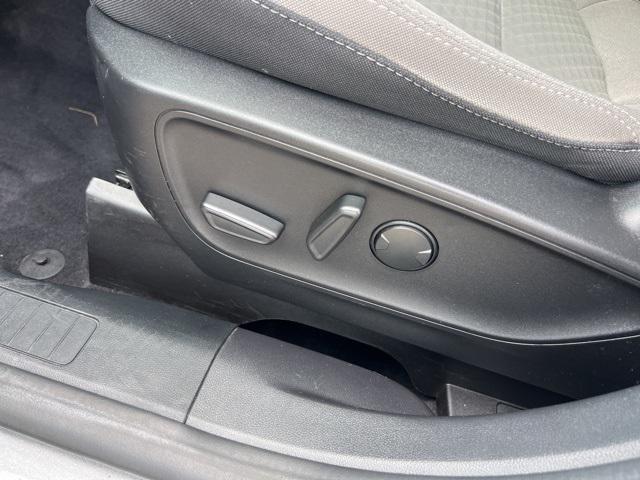used 2022 Ford Escape car, priced at $22,286