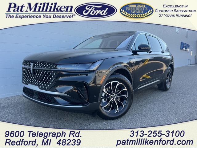 used 2024 Lincoln Nautilus car, priced at $43,452