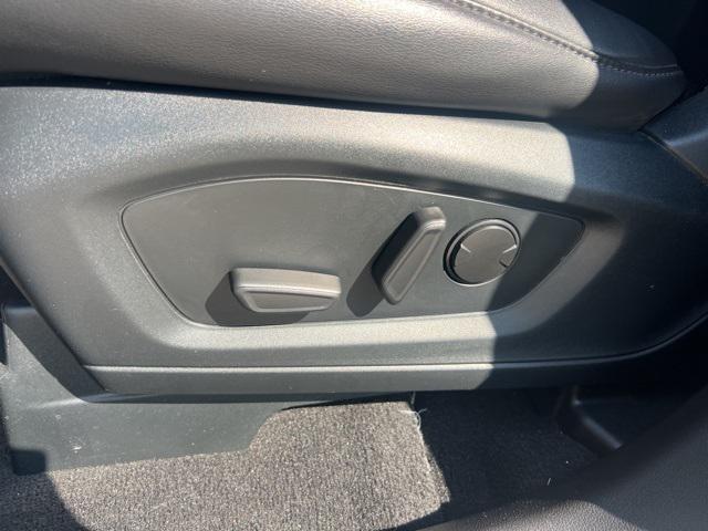 used 2023 Ford Explorer car, priced at $31,152