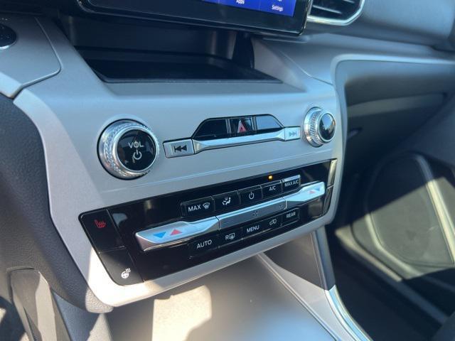 used 2023 Ford Explorer car, priced at $33,544