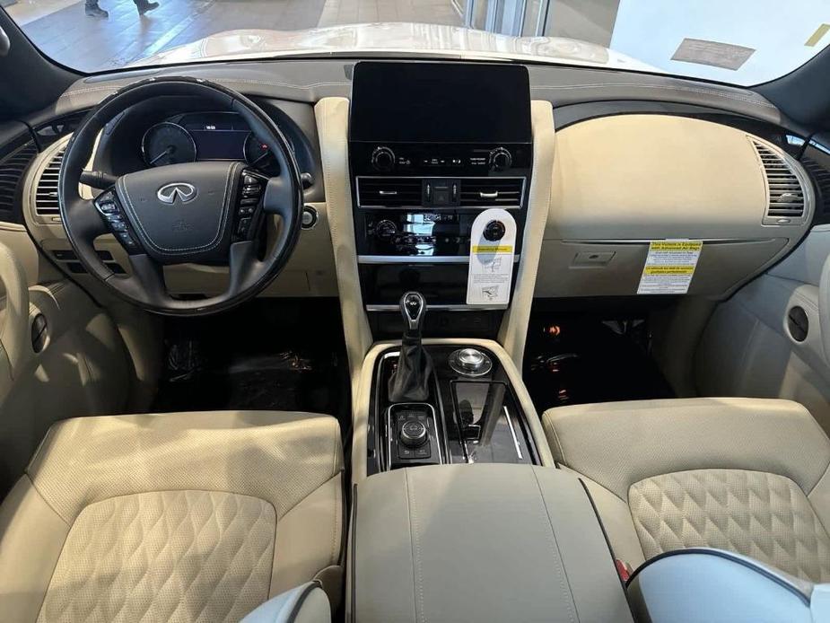 new 2024 INFINITI QX80 car, priced at $93,105