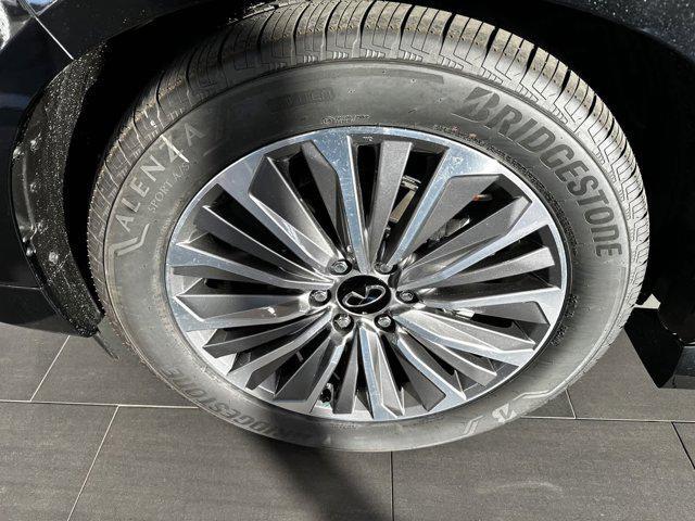 new 2025 INFINITI QX80 car, priced at $102,640