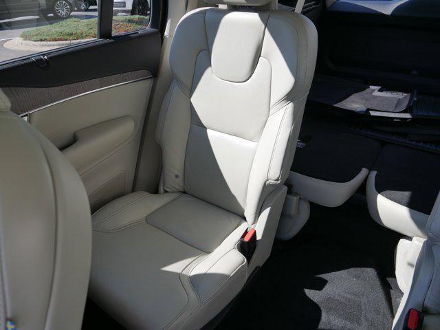 used 2022 Volvo XC90 Recharge Plug-In Hybrid car, priced at $43,790