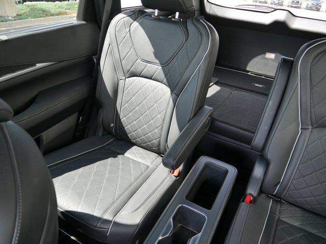 used 2025 INFINITI QX60 car, priced at $60,000