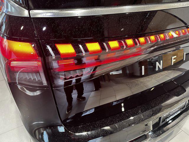 new 2026 INFINITI QX80 car, priced at $98,640