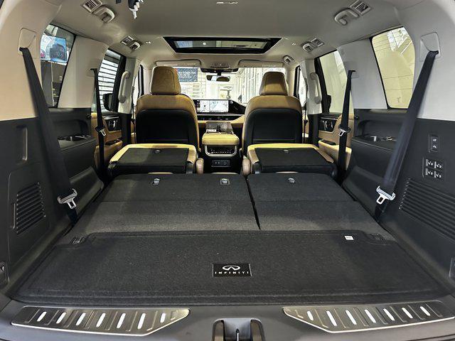 new 2026 INFINITI QX80 car, priced at $98,640