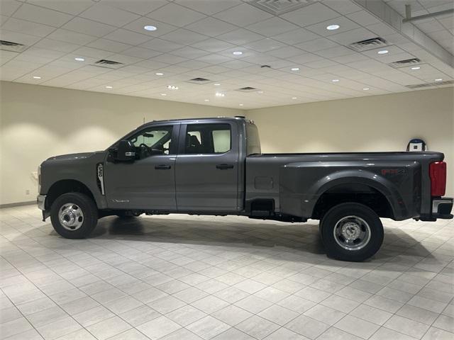 new 2024 Ford F-350 car, priced at $66,450