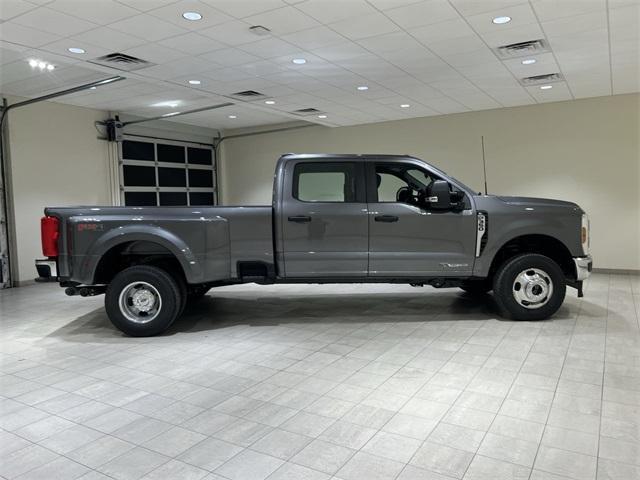 new 2024 Ford F-350 car, priced at $66,450