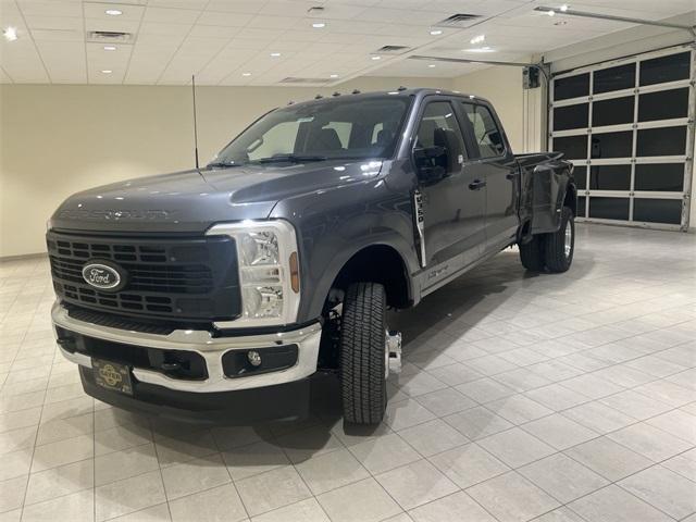 new 2024 Ford F-350 car, priced at $66,450