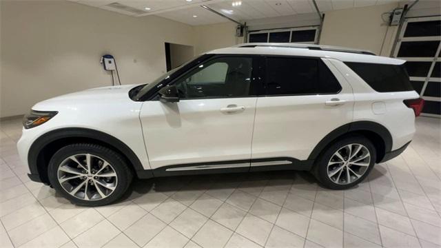 new 2025 Ford Explorer car, priced at $54,438