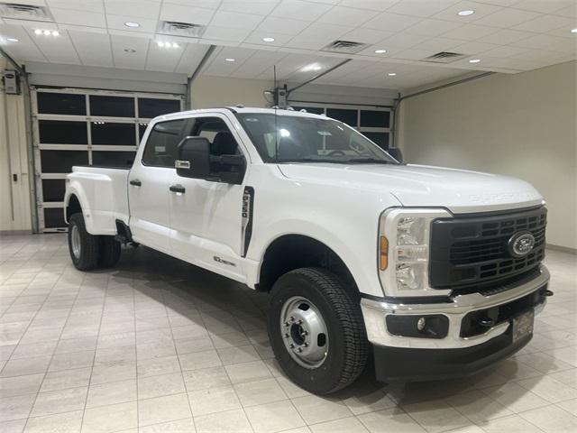 new 2024 Ford F-350 car, priced at $65,675