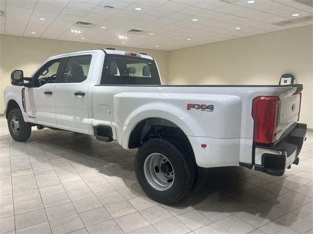 new 2024 Ford F-350 car, priced at $65,675