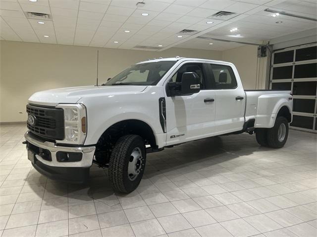 new 2024 Ford F-350 car, priced at $65,675