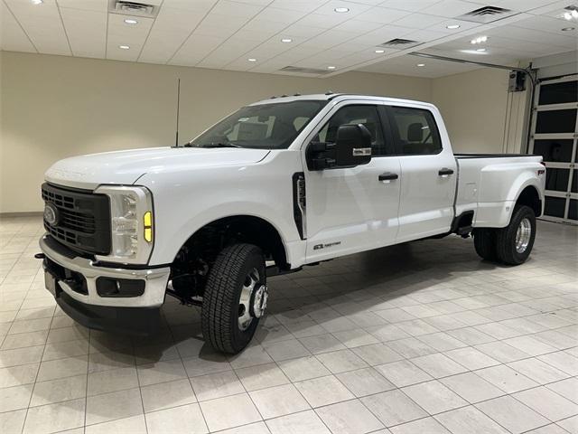 new 2024 Ford F-350 car, priced at $65,450