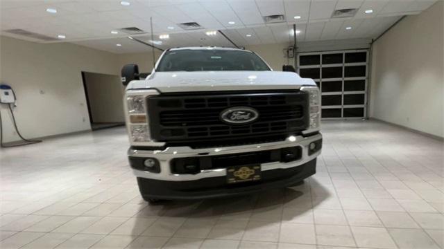 new 2024 Ford F-350 car, priced at $65,046