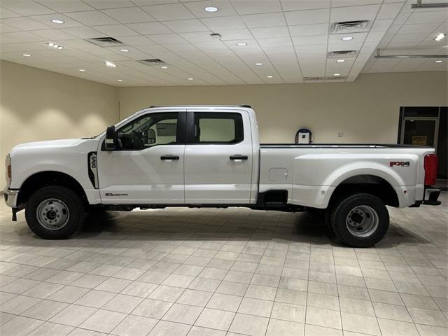 new 2024 Ford F-350 car, priced at $65,675