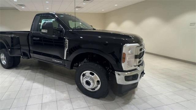 new 2025 Ford F-350 car, priced at $69,425